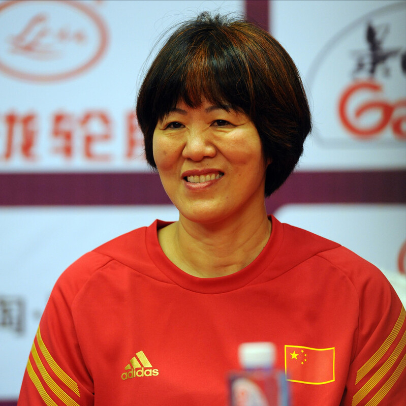 著名教练宣布退休,致敬功勋