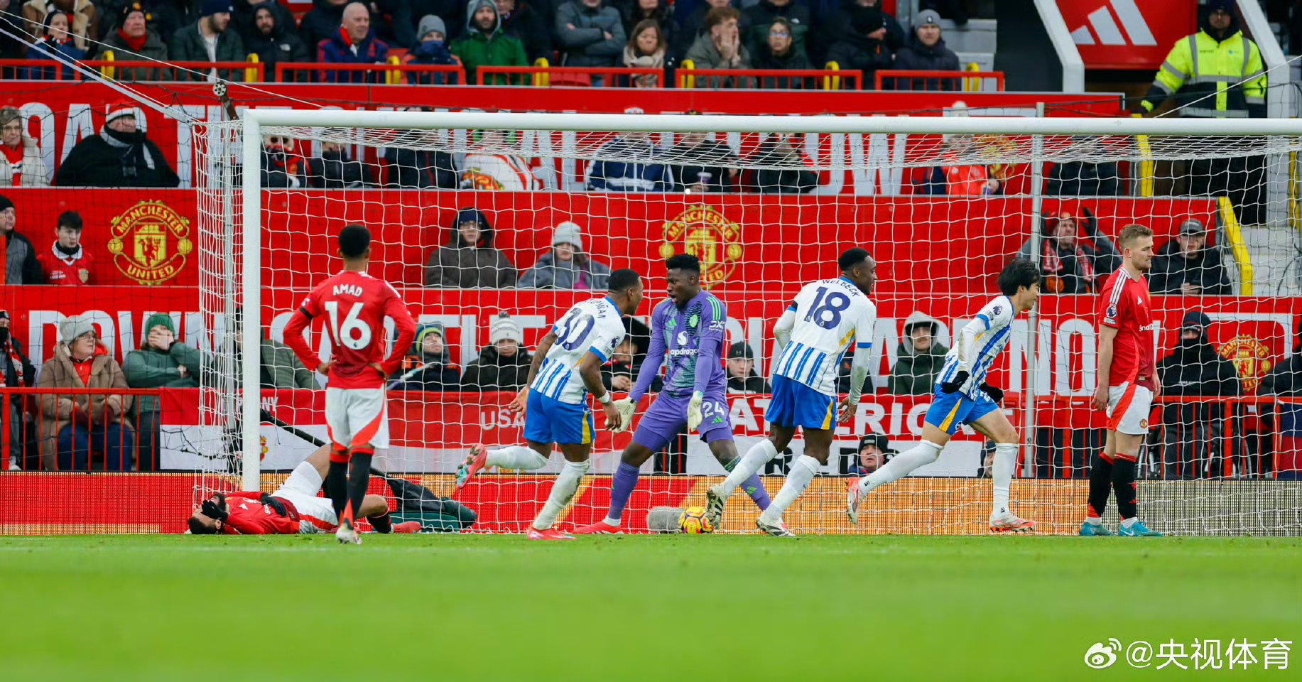 od体育官方登录入口-曼联客场击败占士公园流浪者，保级形势稍见曙光